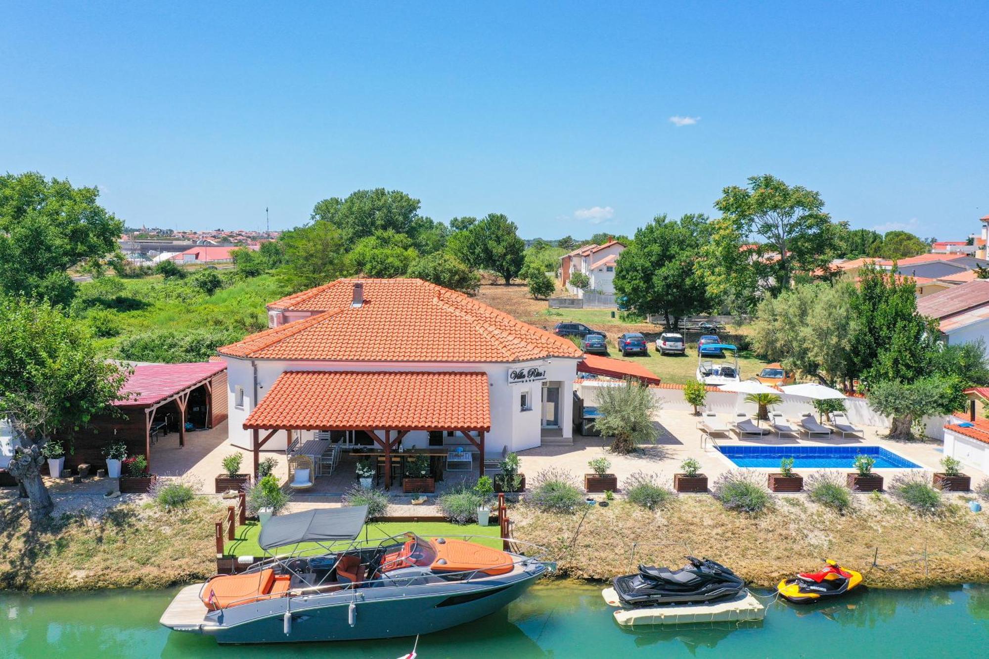 Villa Rita I Нин Екстериор снимка
