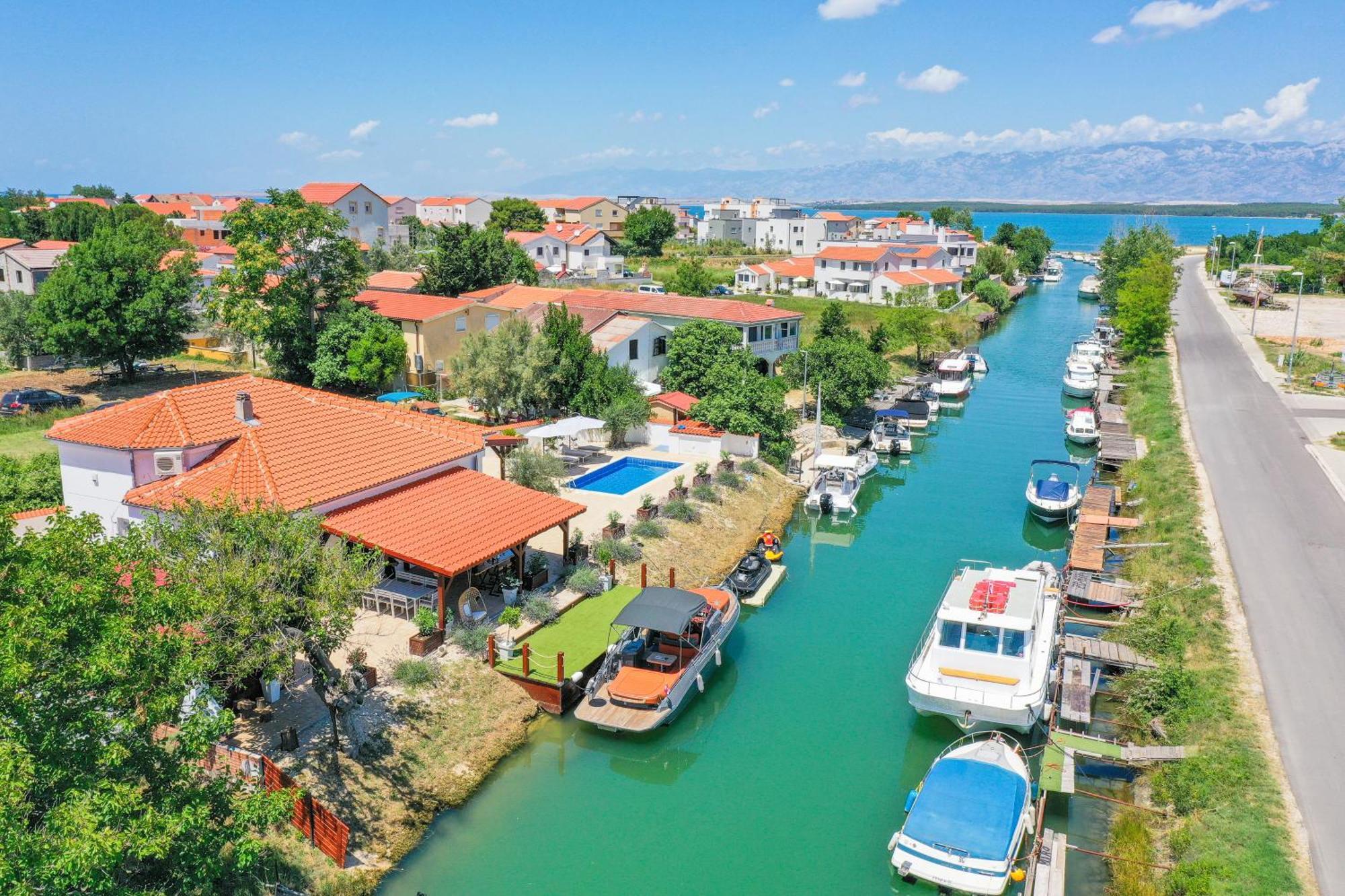 Villa Rita I Нин Екстериор снимка